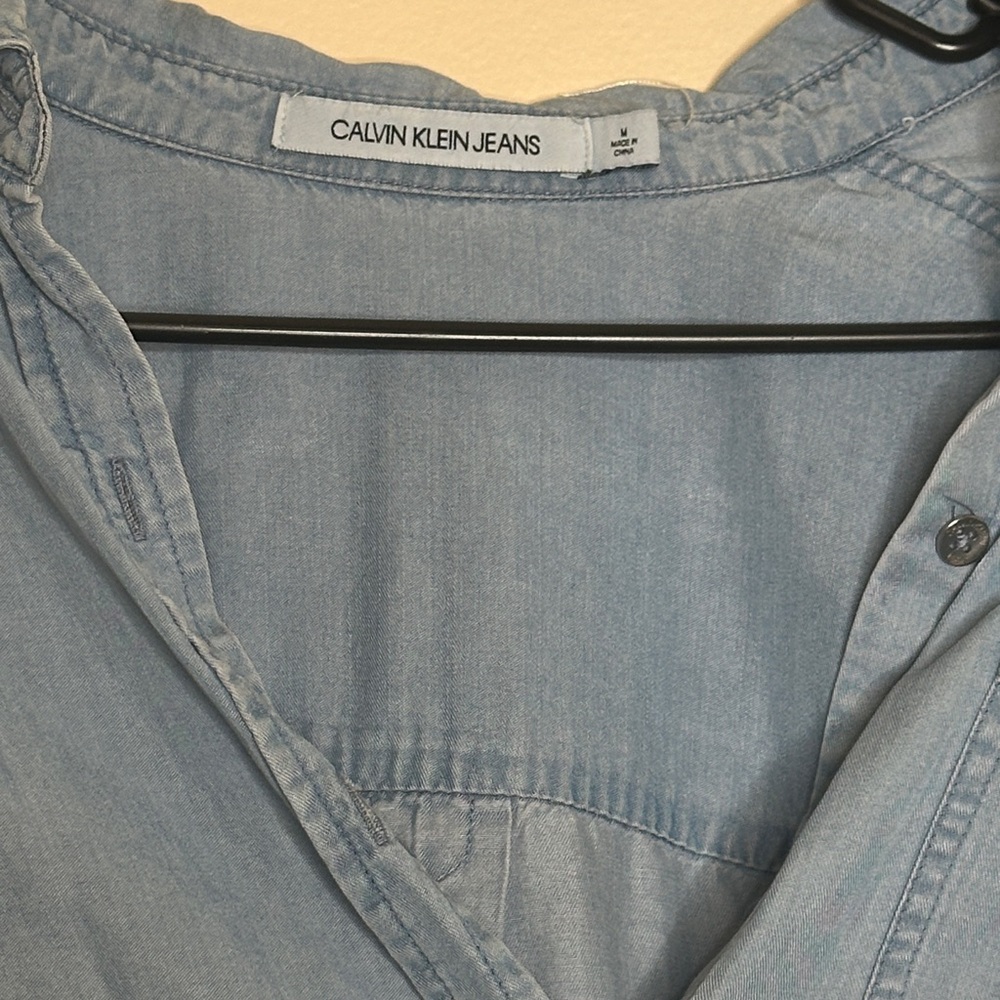 Calvin Klein Jeans Light Blue Button-Down Shirt - Picture 2 of 4